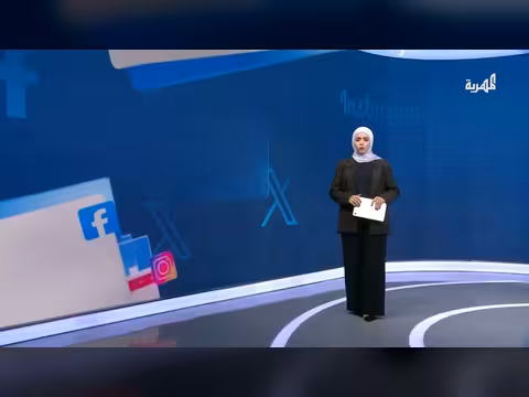 محافظ عدن يفتتح مبنى حكوميا بعلم الانفصال