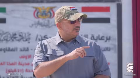 طارق صالح يفتتح طريق الشيخ محمد بن زايد في تعز