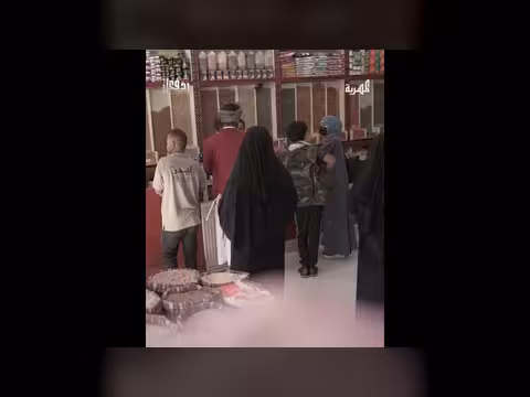 تجار يتهمه زبون بمحاولة نصب في سوق صنعاء