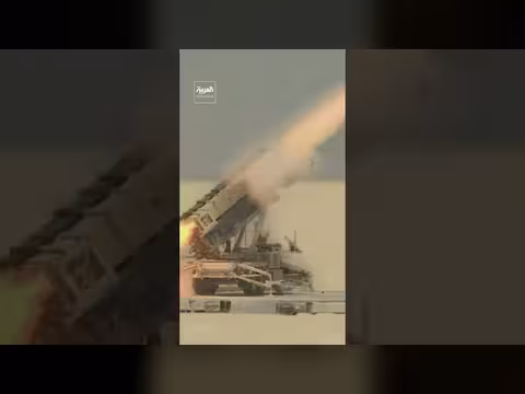 قوة دفاع البحرين تنشر مشاهد لاعتراض صواريخ إيرانية ومسيّرات