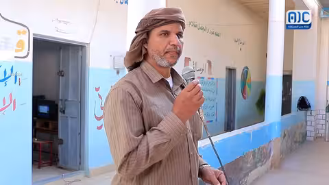 رفع العلم الجنوبي والنشيد الوطني في مدرسة ابن هامل بحضرموت