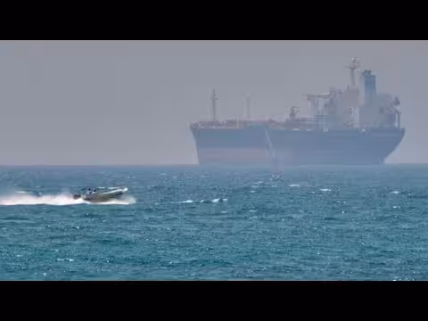 إيران والولايات المتحدة تدرسان اتفاق وقف حرب
