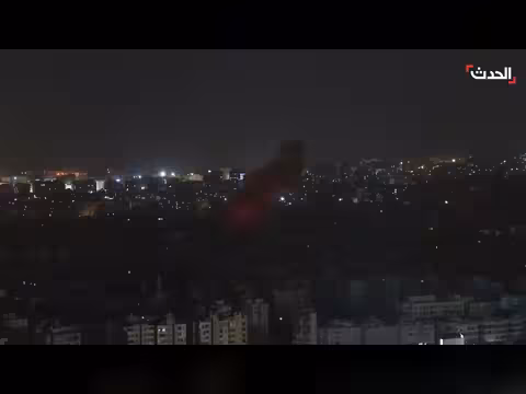 مشاهد حية لقصف إسرائيلي استهدف منطقة الغبيري ببيروت