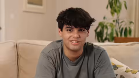 مغامرات إد ستافورد: تحدي البقاء والتعاون في البحر