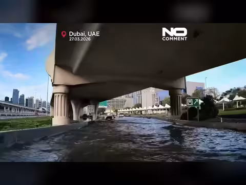 أمطار غزيرة تغمر دبي وتعطل حركة المرور والرحلات الجوية