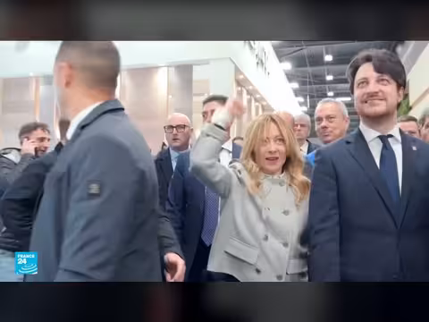 خلاف سياسي بين ميلوني ترامب