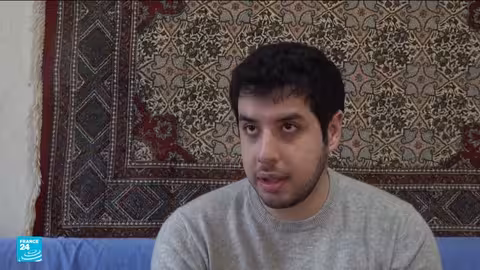 استمرار الاحتجاجات في إيران despite تهديدات السلطات