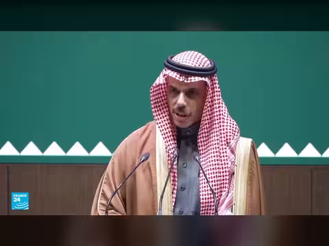 وزراء الخليج يدينون استهداف إيران للمواقع المدنية