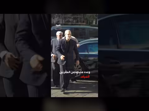 خامنئي يوصي بلاريجاني وابنه لإدارة إيران في الفترة الانتقالية