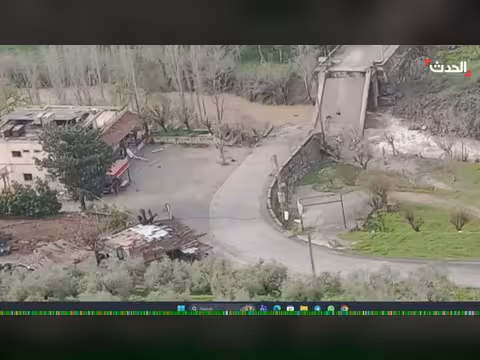 إسرائيل تدمر جسر القعقاعية على الليطاني في لبنان