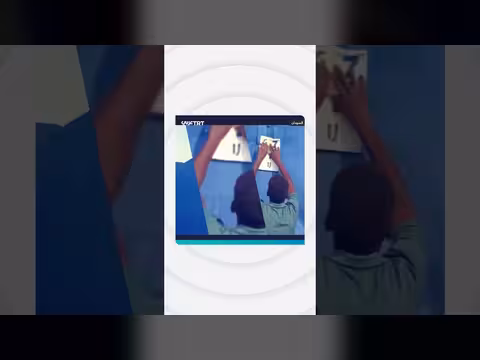 تركيا توزع 30 ألف خيمة للسودان