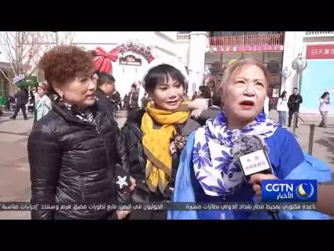 أبناء القوميات في شينجيانغ يحتفلون بعيد الفطر بفرح ووئام