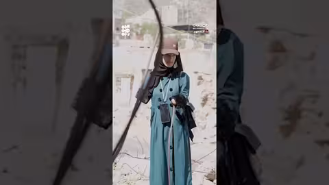 هديل عبد الواسع: قصة تحدٍ وإصرار بعد فقدان ذراعيها