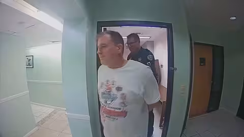 احتفال ينقلب مأساة: قصص من الشرطة الليلية