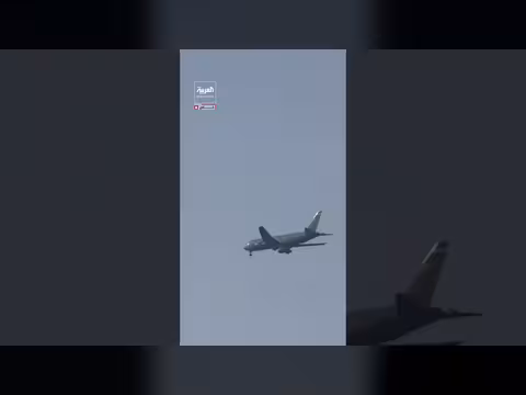 طائرة أمريكية تزوّد بالوقود تحلق فوق تل أبيب