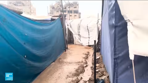 غزة: فيضانات تجتاح مخيمات النازحين وتفاقم الأزمة الإنسانية