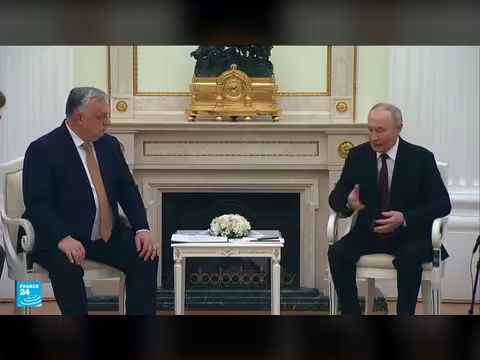 فيكتور أوربان يهدد بتخفيض إمدادات الغاز لأوكرانيا بسبب النفط الروسي