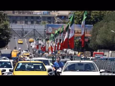 رئيس البرلمان الإيراني يدعم لبنان