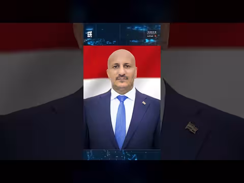 الفريق طارق صالح يهنئ اللواء شكري