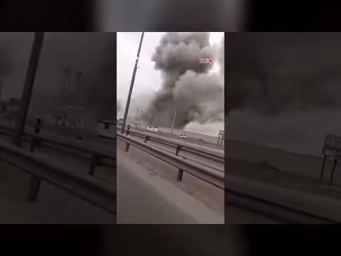 تصاعد أعمدة دخان في الأحواز بعد غارة إسرائيلية