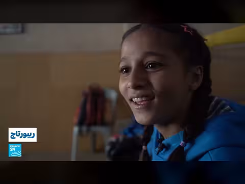 نساء باكستانيات يتحدين التقاليد في حلبة الملاكمة