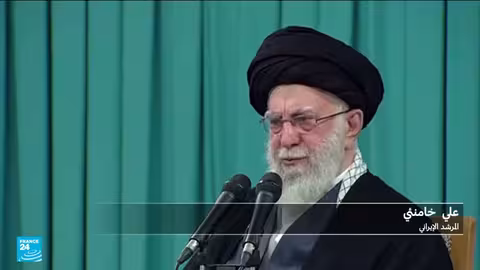 خامنئي يدعو لقمع المتمردين في إيران