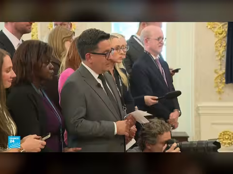 إيران مستعدة لإنهاء الحرب وإسرائيل تتهدد بالعودة