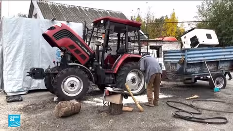 ضربات روسية مكثفة تتسبب بانقطاع الكهرباء ومقتل طفل في أوكرانيا