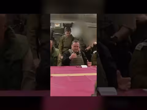 وزير الدفاع الإسرائيلي: حزب الله حامي لإيران