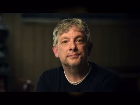 لغز اختفاء شابة بعد 35 عاماً: مفترس خفي في بلدة ريفية