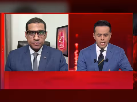 غياب خامنئي يعقد المشهد في إيران