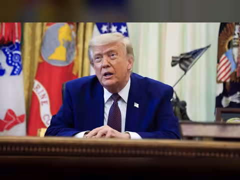 ترامب يتوقع تقدماً مع إيران خلال أيام