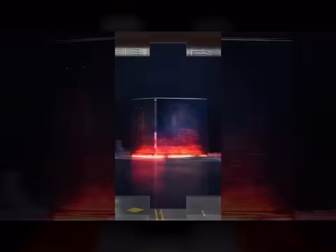 سقوط شظايا إيرانية قرب محطة قطار بتل أبيب