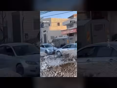 الاحتلال الإسرائيلي يهاجم حفل زفاف بقنبلة صوتية