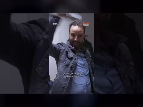 قاصر مغربي يخاطر بحياته للدخول إلى إسبانيا