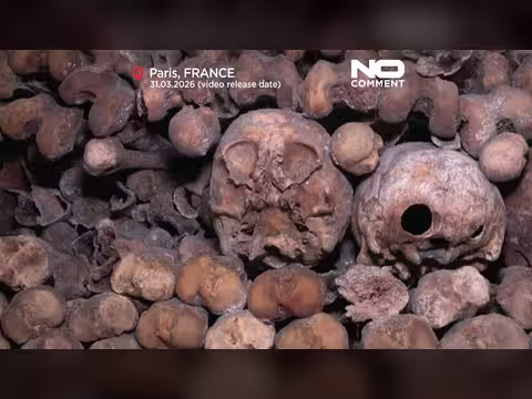 سراديب باريس تفتح أبوابها بعد تجديدات سلامة