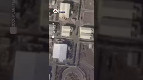 أسطح جديدة فوق مواقع نووية إيرانية دمرت