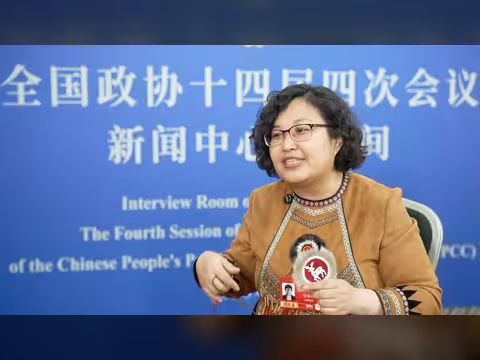 مستشارة صينية تقترح تعزيز تنمية الحدود والبنية التحتية