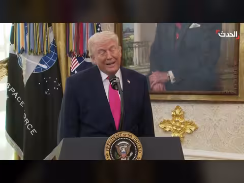 ترامب: الهدية الإيرانية تتعلق بمضيق هرمز