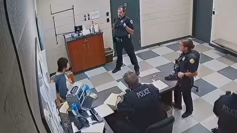 قيادة متهورة: قصص من الشرطة الليلية