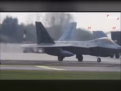 هبوط مقاتلات حربية أمريكية من طراز F-22 في إسرائيل