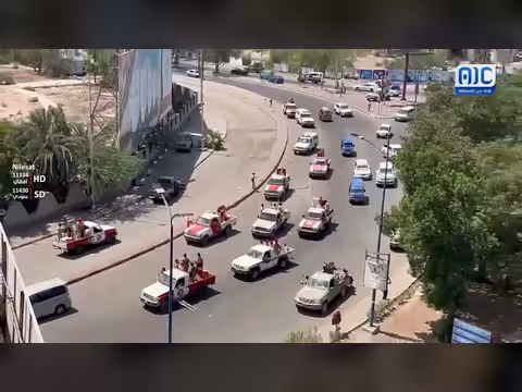 انتشار آليات عسكرية في عدن