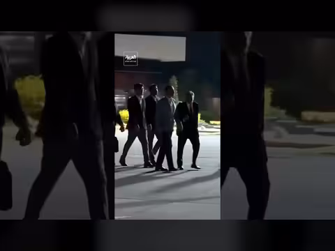 وزير الخارجية الإيراني يثني على الجهود الباكستانية