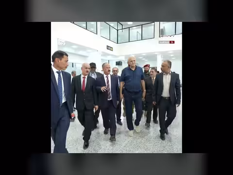 وزير النقل يشيد بمستوى مطار المخا الدولي