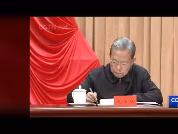 شي يناشد ضمان انطلاق قوي للخطة الخمسية الجديدة