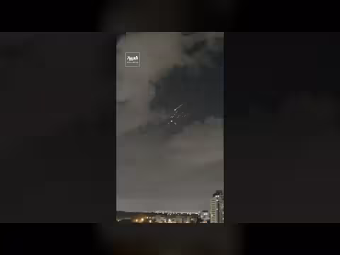 إيران تشن هجوماً صاروخياً جديداً على حيفا باستخدام القنابل العنقودية