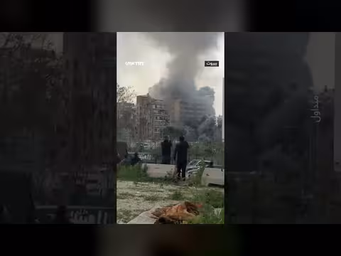 إسرائيل تقصف مبنى في بيروت