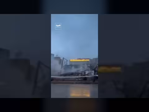 آثار الدمار في مركز بحوث الدفاع والفضاء في تبريز