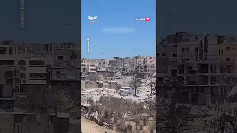 سقوط مساعدات جوية على خيام النازحين في غزة