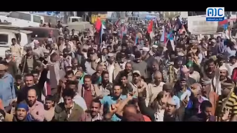 مسيرة الضالع تدين العدوان السعودي